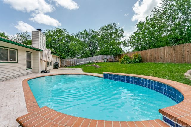 7947 Forest Flame, San Antonio, TX 78239