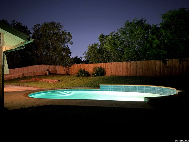 7947 Forest Flame, San Antonio, TX 78239