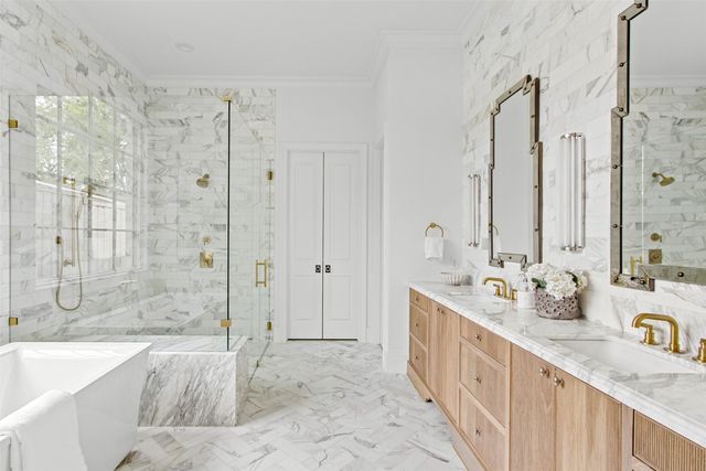 5827 Del Roy Drive, Dallas, TX 75230