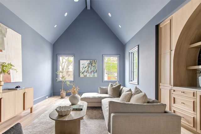 5827 Del Roy Drive, Dallas, TX 75230