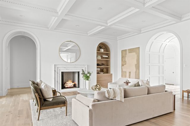 5827 Del Roy Drive, Dallas, TX 75230