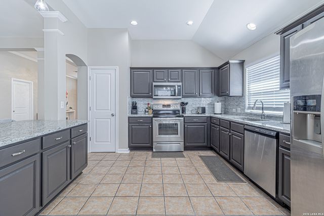 1815 Indian Paint Brush, San Antonio, TX 78232