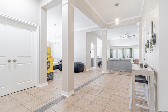 1815 Indian Paint Brush, San Antonio, TX 78232