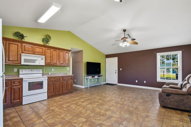 196 Leslie Lane, Perry, FL 32348