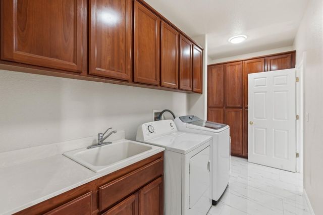 2603 Bellows St, Davis, CA 95618