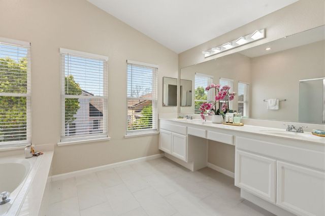 2603 Bellows St, Davis, CA 95618