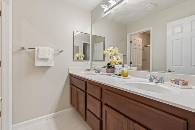 2603 Bellows St, Davis, CA 95618