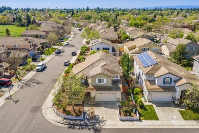 2603 Bellows St, Davis, CA 95618