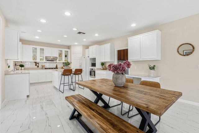 2603 Bellows St, Davis, CA 95618