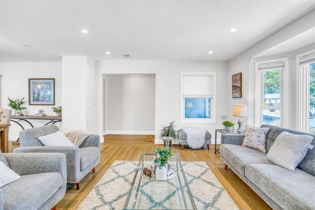 337 Farrelly Dr, San Leandro, CA 94577