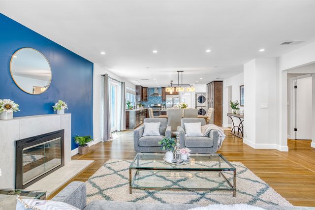 337 Farrelly Dr, San Leandro, CA 94577