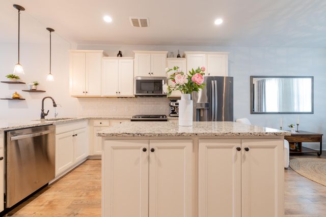 226 Oak Park Street, Summerville, SC 29486