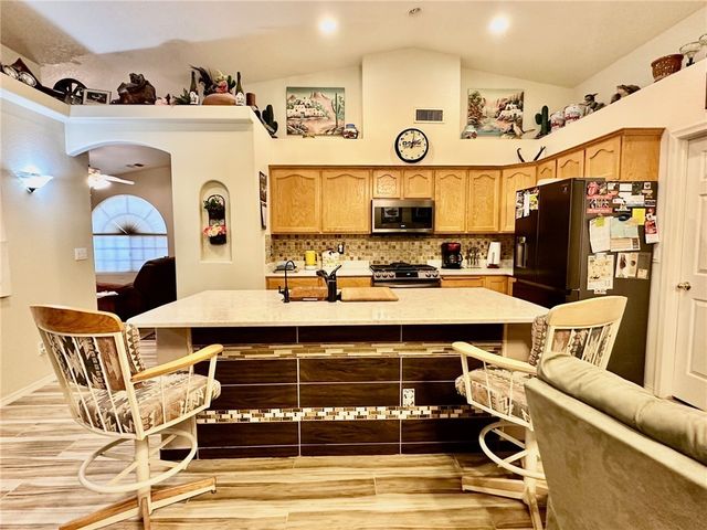 1780 E Bear Creek Way, Fort Mohave, AZ 86426