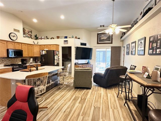 1780 E Bear Creek Way, Fort Mohave, AZ 86426