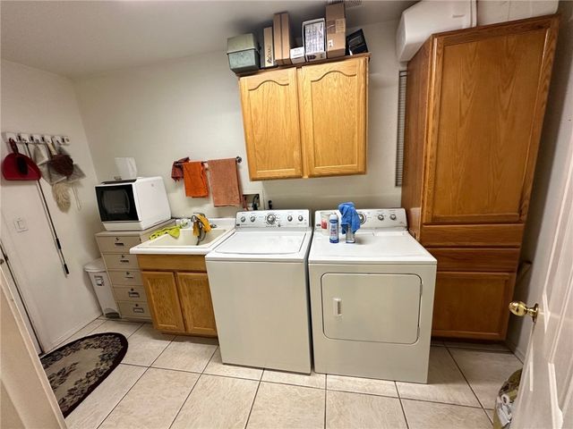 1780 E Bear Creek Way, Fort Mohave, AZ 86426