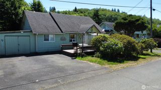 722 Queen Avenue, Hoquiam, WA 98550