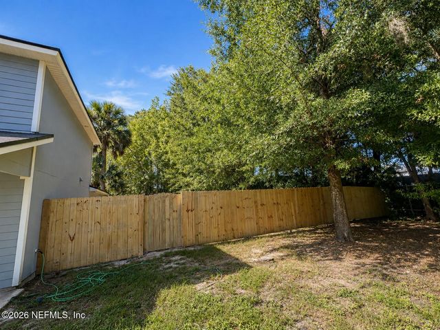 2010 SHERIDAN Lane, Jacksonville, FL 32207