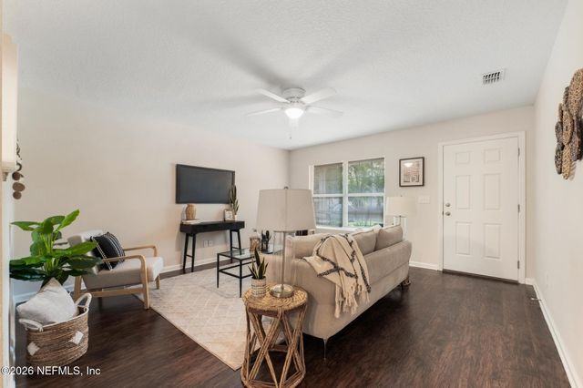 2010 SHERIDAN Lane, Jacksonville, FL 32207