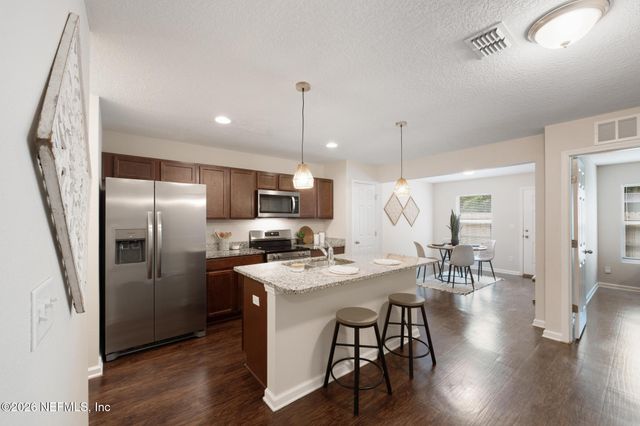 2010 SHERIDAN Lane, Jacksonville, FL 32207