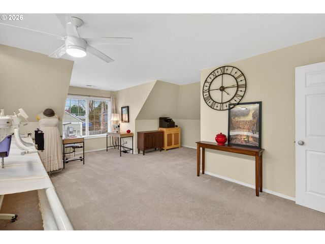 6033 Se BREWSTER Pl, Milwaukie, OR 97267