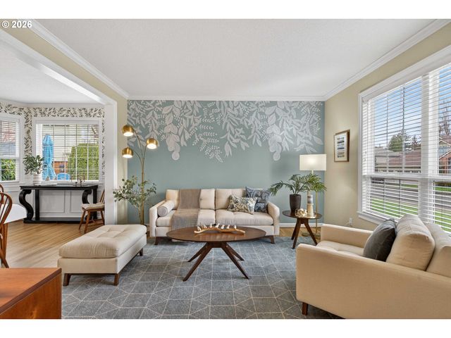 6033 Se BREWSTER Pl, Milwaukie, OR 97267