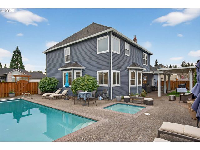 6033 Se BREWSTER Pl, Milwaukie, OR 97267