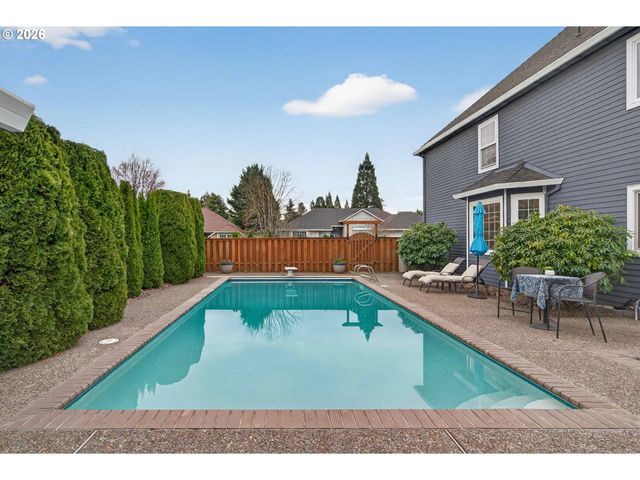 6033 Se BREWSTER Pl, Milwaukie, OR 97267