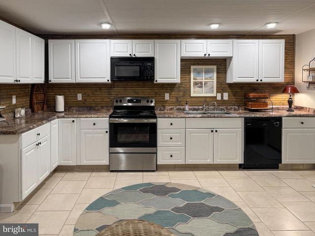 9 CRISTEEN CT, Lewes, DE 19958