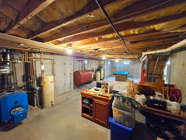 4 Jennifer, Pelham, NH 03076