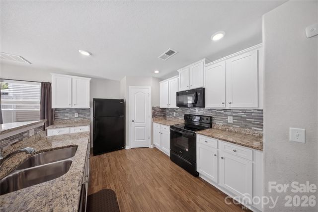 3361 Ellingford Road, Charlotte, NC 28214