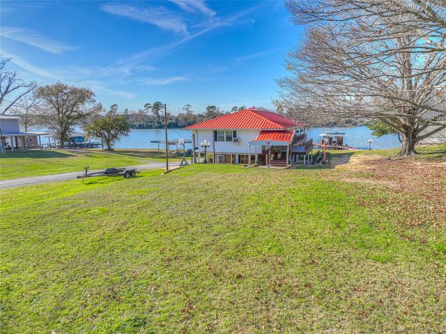 226 Sandy Drive Drive, Trinity, TX 75862