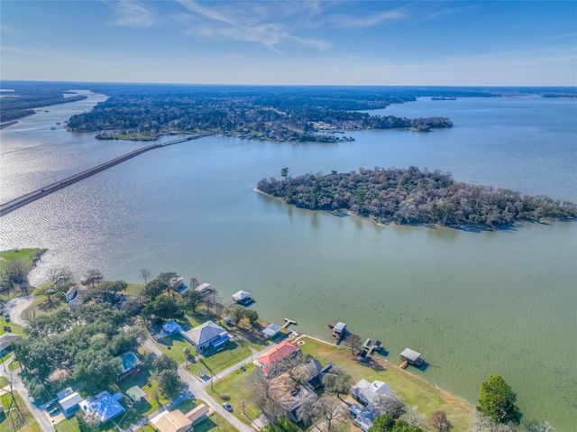 226 Sandy Drive Drive, Trinity, TX 75862