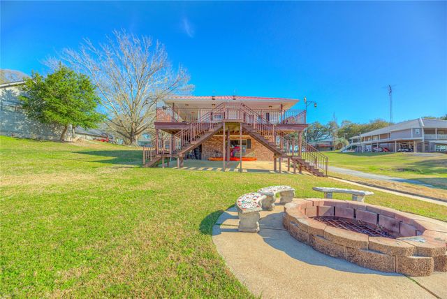 226 Sandy Drive Drive, Trinity, TX 75862
