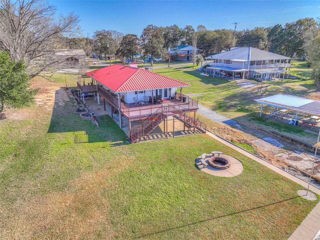 226 Sandy Drive Drive, Trinity, TX 75862