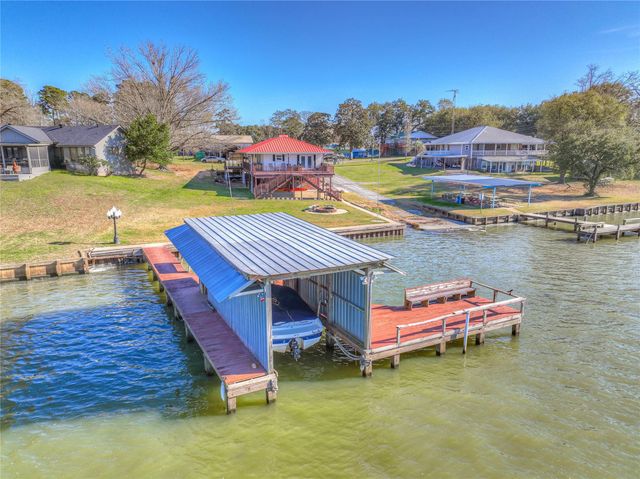 226 Sandy Drive Drive, Trinity, TX 75862