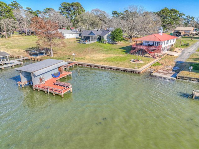 226 Sandy Drive Drive, Trinity, TX 75862