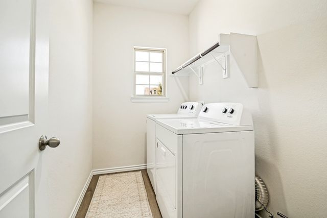 609 Nature Stroll Road, Lavon, TX 75166