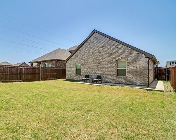 609 Nature Stroll Road, Lavon, TX 75166