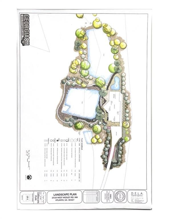 Image 13 of property listing at 1950-A W Paces Ferry NW Road, Atlanta, GA 30327