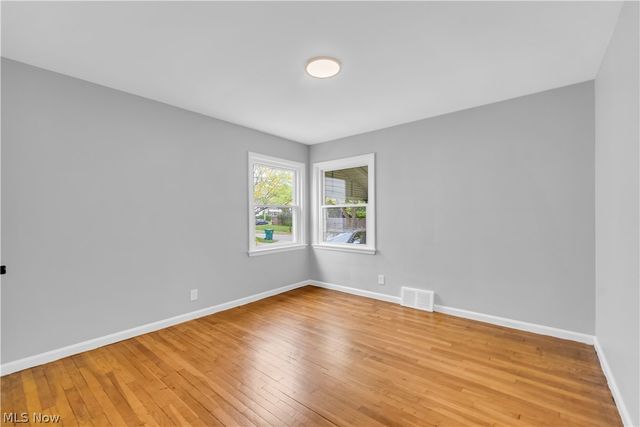 5688 E 141st Street, Maple Heights, OH 44137