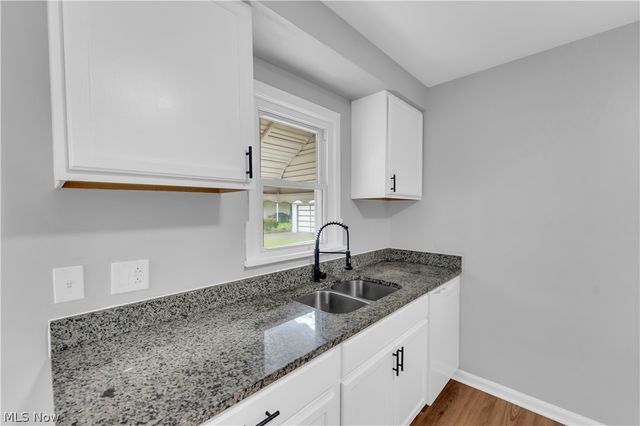 5688 E 141st Street, Maple Heights, OH 44137