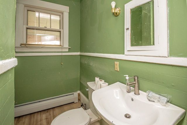 42 Elm Street, Lunenburg, VT 05906
