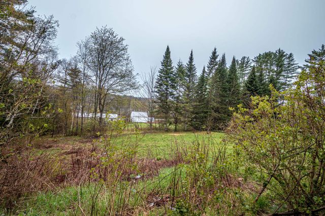 42 Elm Street, Lunenburg, VT 05906