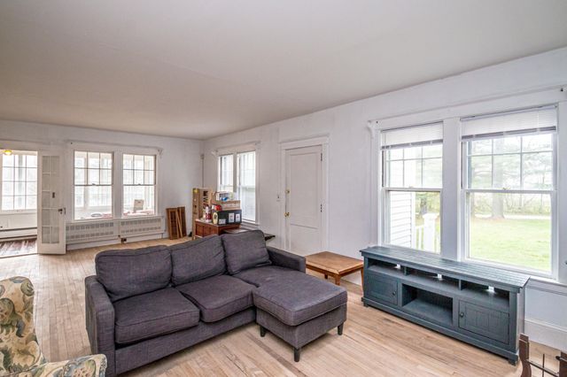 42 Elm Street, Lunenburg, VT 05906