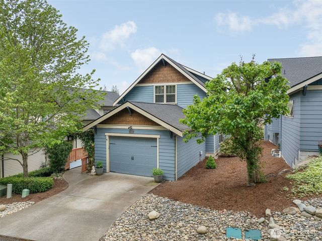 1723 Bungalow Way NE, Poulsbo, WA 98370