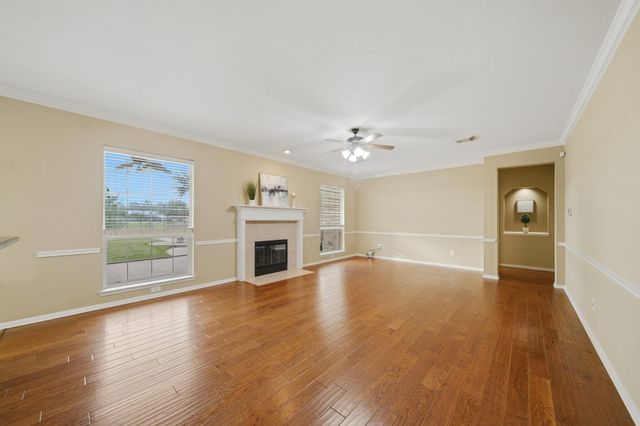 316 Overlook Drive, Friendswood, TX 77546