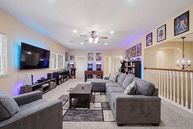 316 Overlook Drive, Friendswood, TX 77546