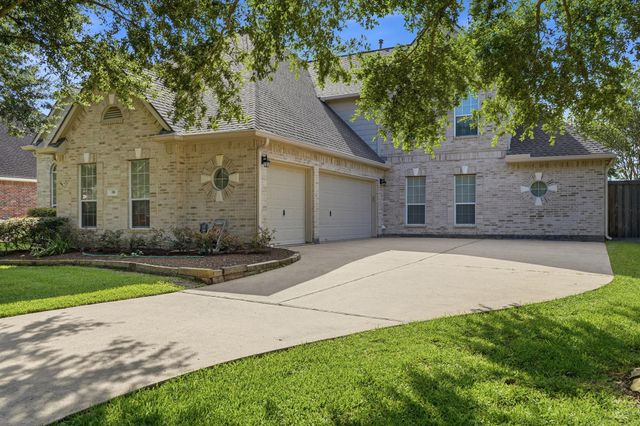 316 Overlook Drive, Friendswood, TX 77546