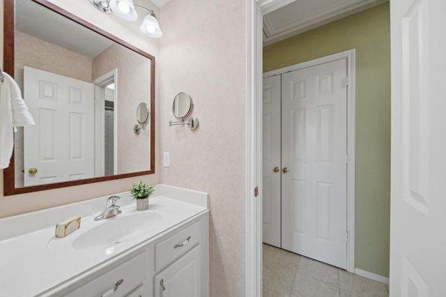 316 Overlook Drive, Friendswood, TX 77546