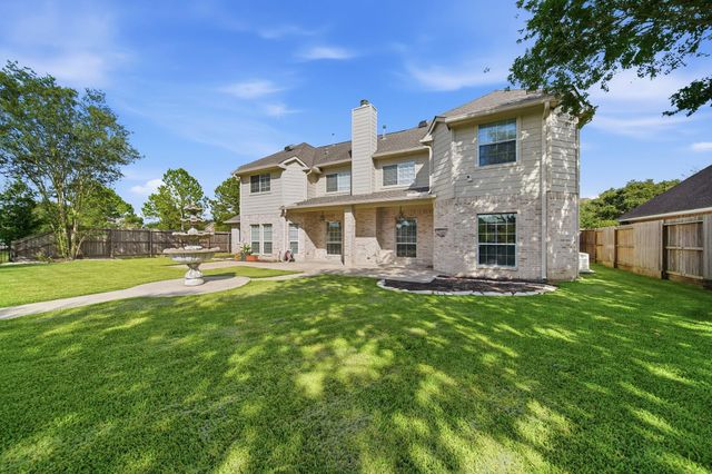 316 Overlook Drive, Friendswood, TX 77546